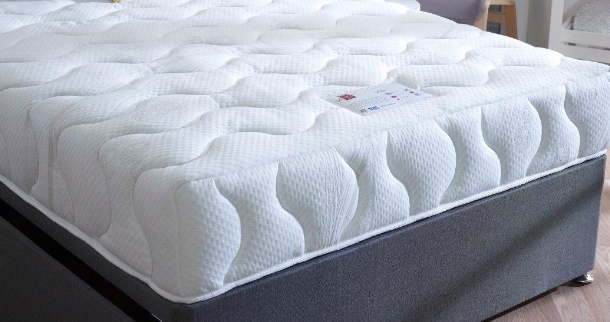 combination air and foam mattress